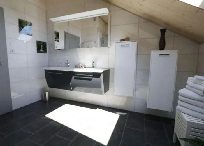 度假居 Welcoming Near